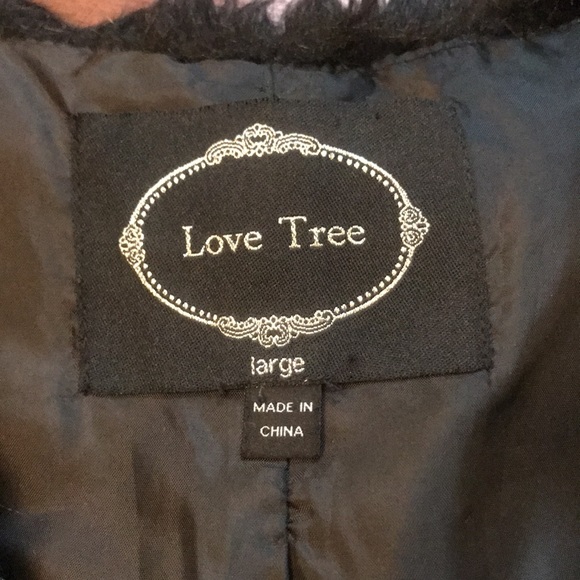 Fuzzy Black Vest - Picture 2 of 5